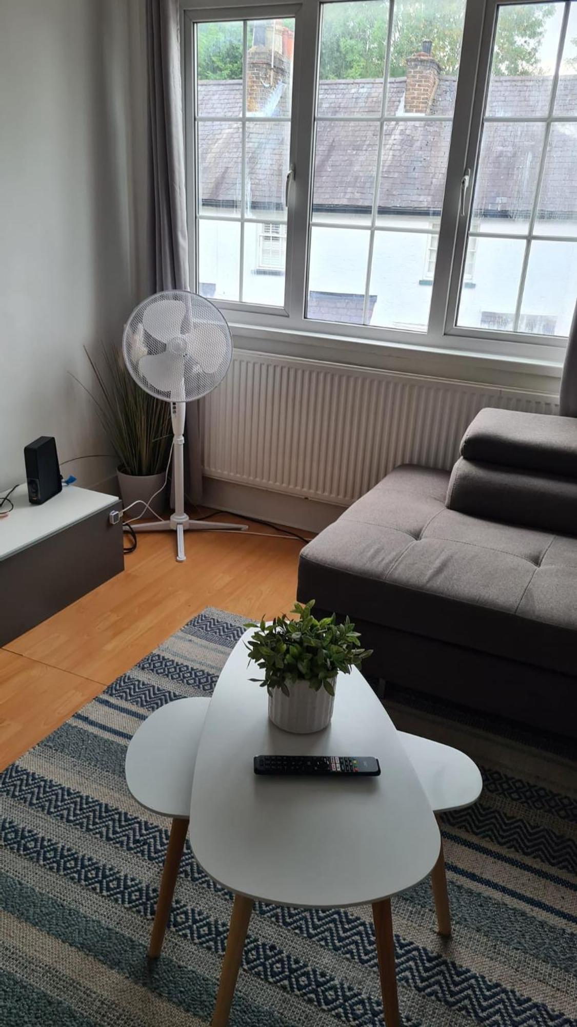Apartment Harry Potter's Leavesden Retreat: Stylish 2-bed Serviced *